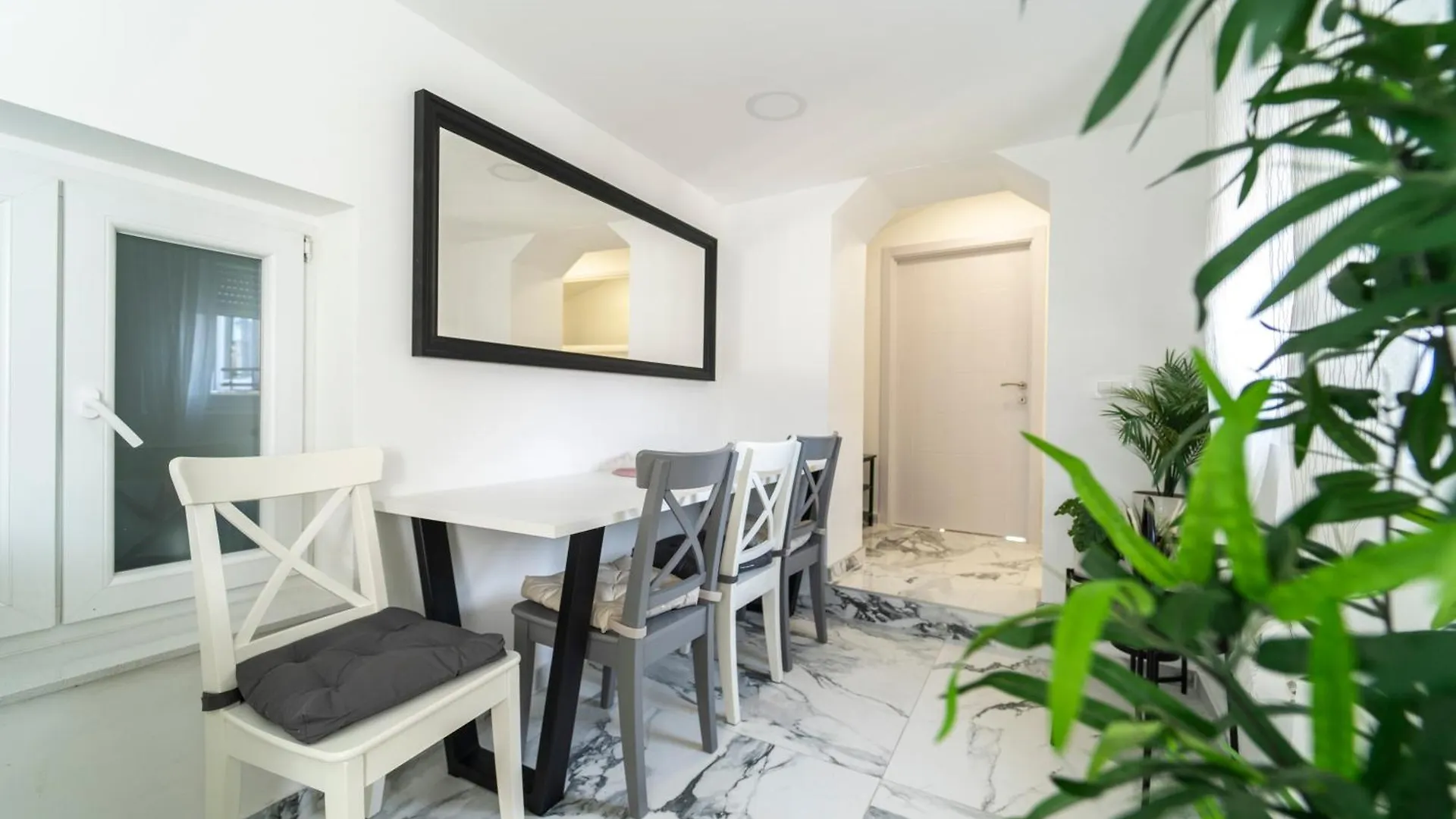 Blue Eden In Zadar Old Town Private Penthouse Apartment